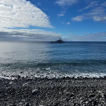 Apartment Away From Canical (Madeira)