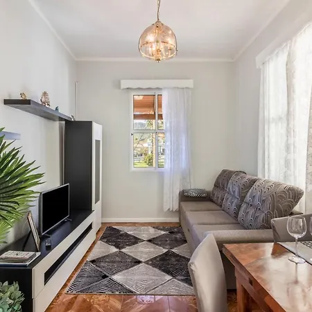 Away From Апартаменты