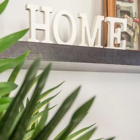 Апартаменты Away From Канисал